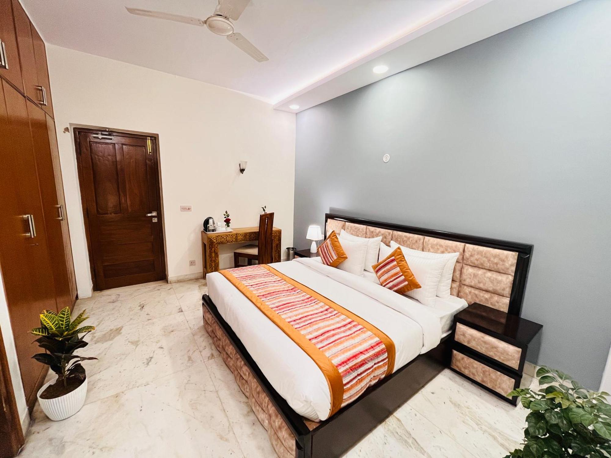 Hotel Grove Residency Hauz Khas New Delhi Couple Friendly Exterior foto