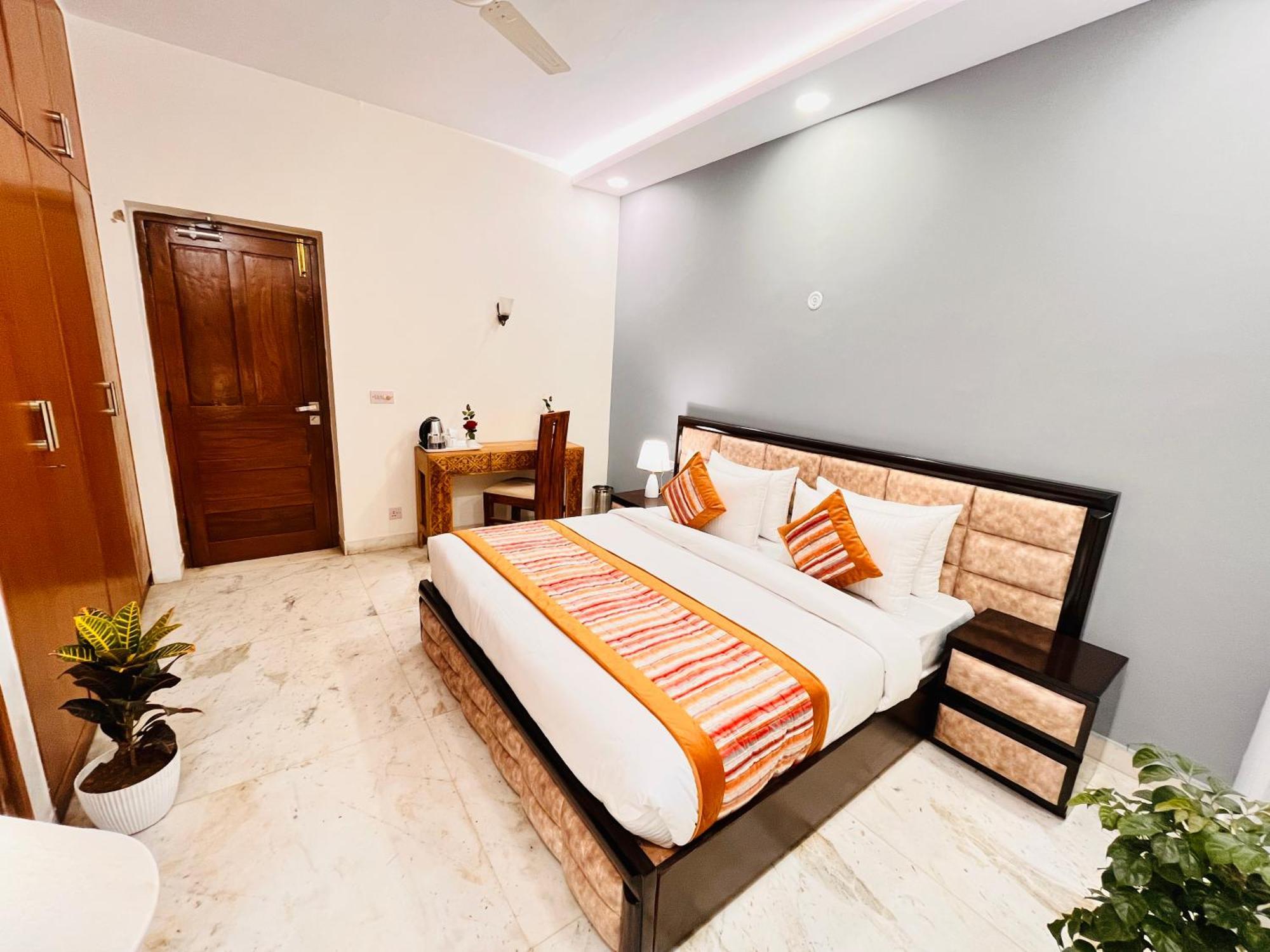 Hotel Grove Residency Hauz Khas New Delhi Couple Friendly Exterior foto