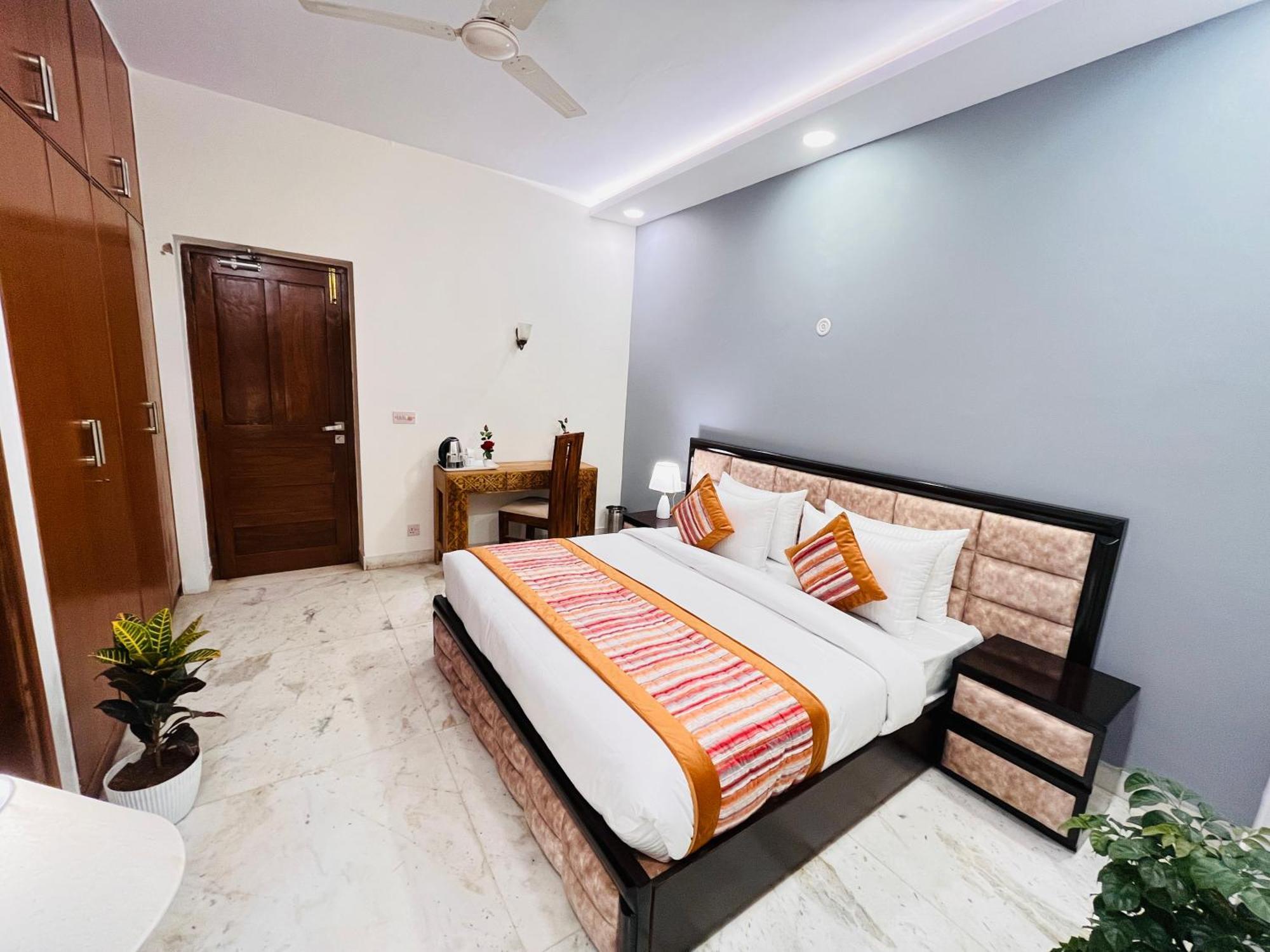 Hotel Grove Residency Hauz Khas New Delhi Couple Friendly Exterior foto