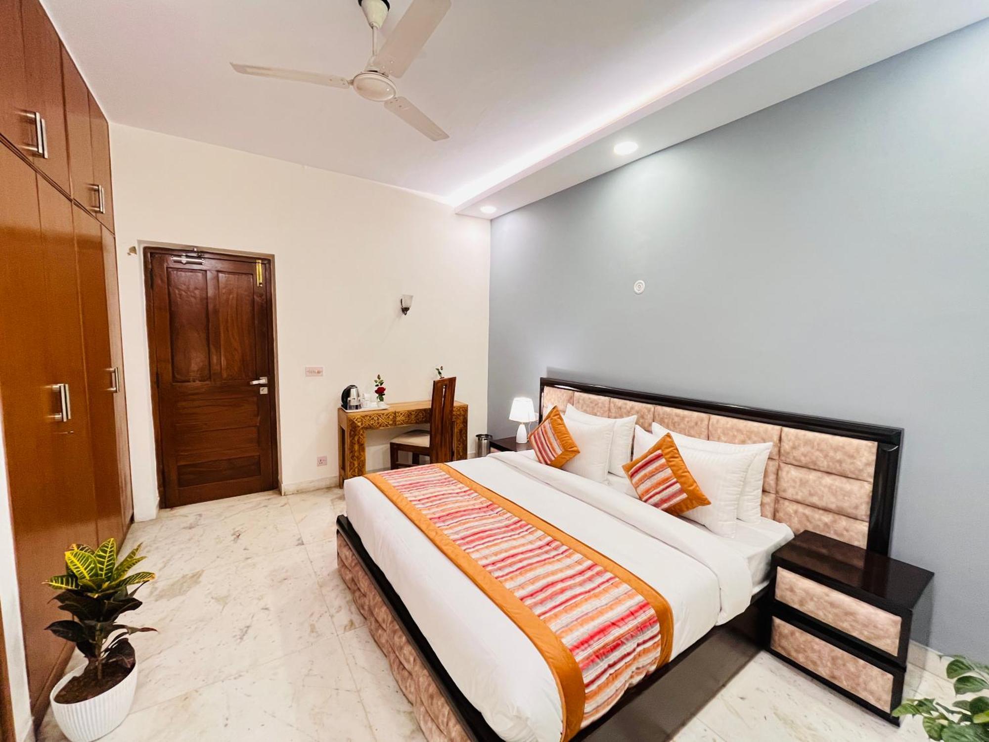 Hotel Grove Residency Hauz Khas New Delhi Couple Friendly Exterior foto